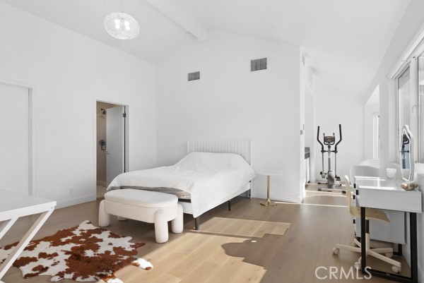 Detail Gallery Image 28 of 67 For 9514 Oakridge Pl, Chatsworth,  CA 91311 - 6 Beds | 6 Baths