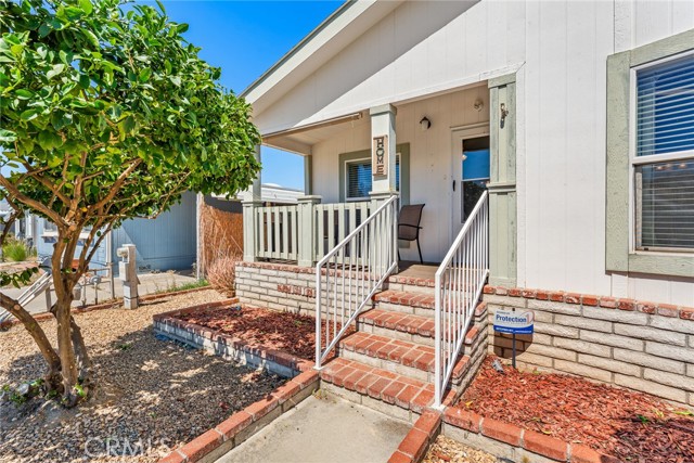 44725 E Florida Avenue, Hemet CA: https://media.crmls.org/medias/ee828494-ce2a-4680-bf92-5299113cb6ac.jpg