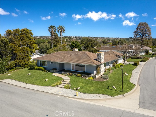 256 Rocky Point Road, Palos Verdes Estates, California 90274, 3 Bedrooms Bedrooms, ,3 BathroomsBathrooms,Residential,For Sale,Rocky Point,PV24064932