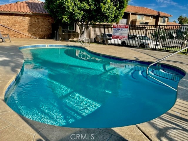 Front Image Thumbnail for CRNP25278031