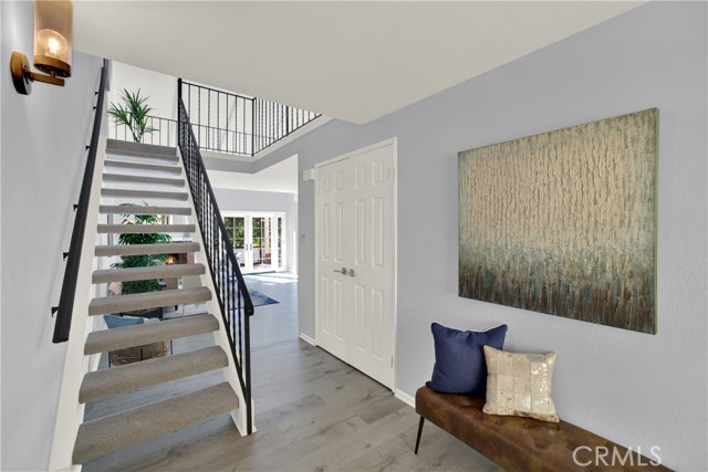 Detail Gallery Image 5 of 37 For 516 Alondra Dr, Huntington Beach,  CA 92648 - 3 Beds | 2/1 Baths