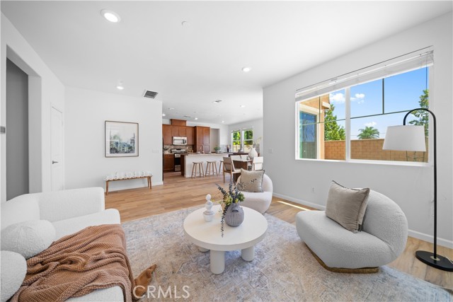 Image 7 of 50 For 7027 Avignon Drive