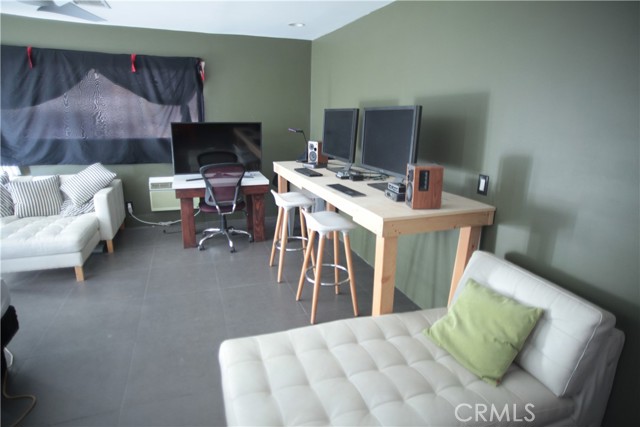 Detail Gallery Image 9 of 29 For 12273 Spruce, Desert Hot Springs,  CA 92240 - 4 Beds | 3/1 Baths