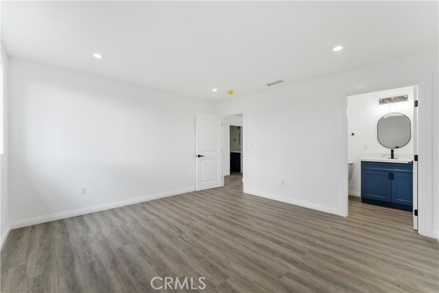 Detail Gallery Image 19 of 43 For 540 W 118th St, Los Angeles,  CA 90044 - 6 Beds | 5 Baths