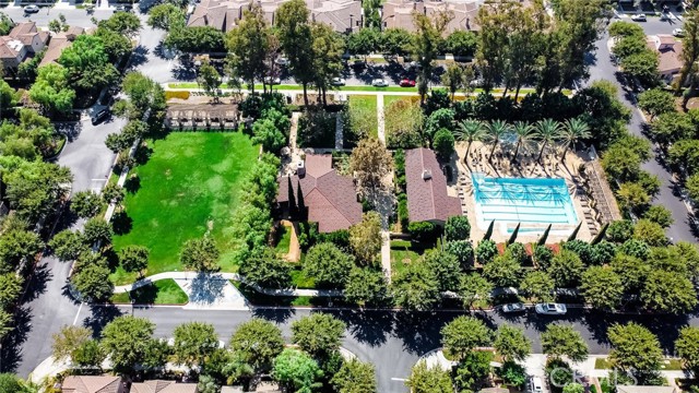 Detail Gallery Image 21 of 24 For 63 Secret Garden, Irvine,  CA 92620 - 4 Beds | 2/1 Baths