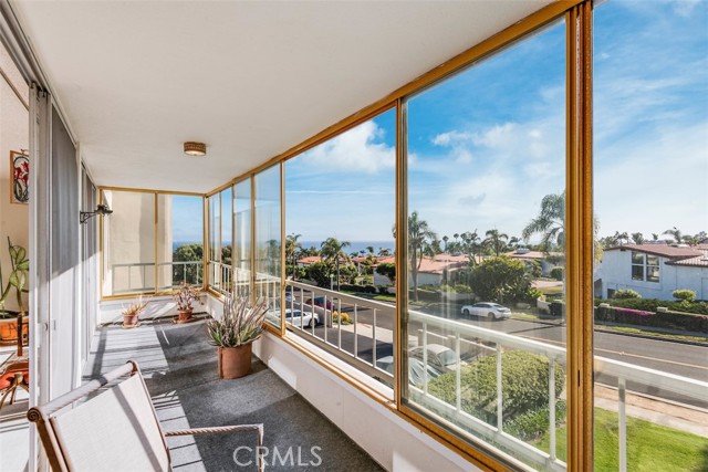 32700 Coastsite Drive, Rancho Palos Verdes, California 90275, 2 Bedrooms Bedrooms, ,2 BathroomsBathrooms,Residential,Sold,Coastsite,PV21167536