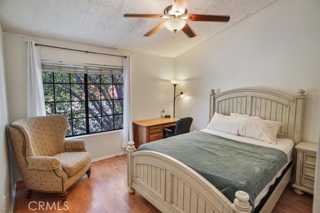 Detail Gallery Image 15 of 31 For 26379 Rainbow Glen Dr #261,  Newhall,  CA 91321 - 3 Beds | 2 Baths
