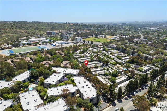 4822 Hollow Corner Road, Culver City CA: https://media.crmls.org/medias/ee8abea6-e039-4cb0-9081-4535ba783afb.jpg