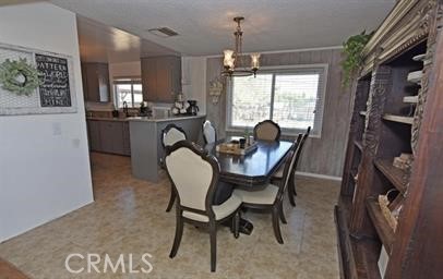 21825 Thunderbird Road, Apple Valley CA: https://media.crmls.org/medias/ee8af45f-cb0b-40fd-8afd-b117d809e7b3.jpg