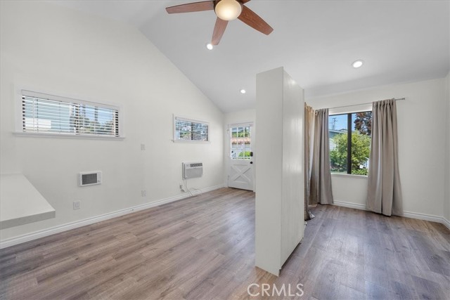 Detail Gallery Image 28 of 39 For 1430 Bonnie Brae, Hermosa Beach,  CA 90254 - 3 Beds | 3 Baths