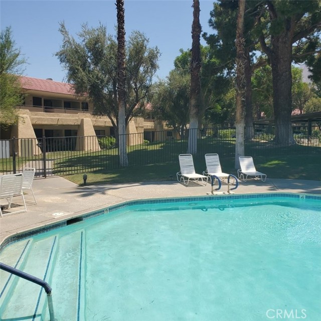 Detail Gallery Image 3 of 28 For 680 N Ashurst Ct, Palm Springs,  CA 92262 - 1 Beds | 1 Baths