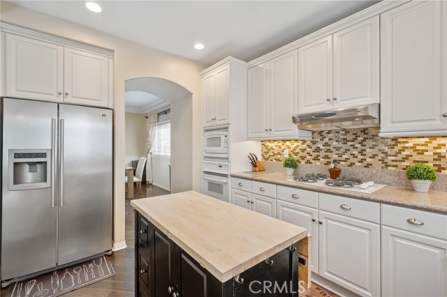 2226 Nelson Avenue, Redondo Beach, California 90278, 4 Bedrooms Bedrooms, ,2 BathroomsBathrooms,Residential,Sold,Nelson,SB22119985