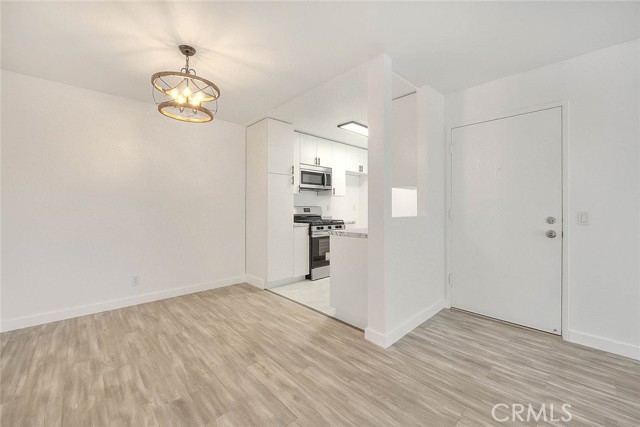 Detail Gallery Image 3 of 45 For 8990 19th St #201,  Rancho Cucamonga,  CA 91701 - 1 Beds | 1 Baths