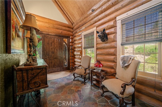 26000 Deertrail Drive, Tehachapi CA: https://media.crmls.org/medias/ee8c4334-89ab-48c7-903d-160e7d5d2be0.jpg