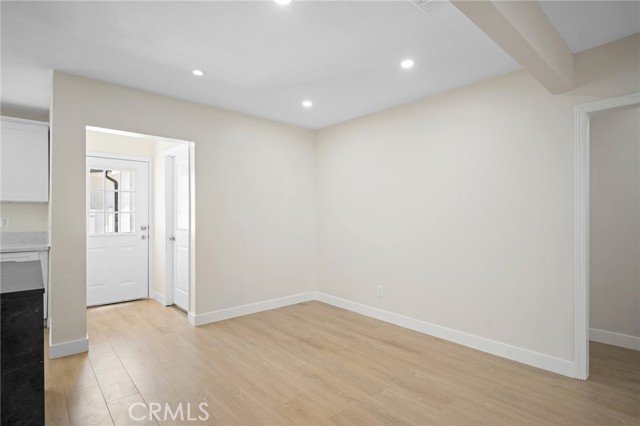 8302 Webb Avenue, Sun Valley CA: https://media.crmls.org/medias/ee8ca456-1b5e-45cd-a926-60598452162e.jpg