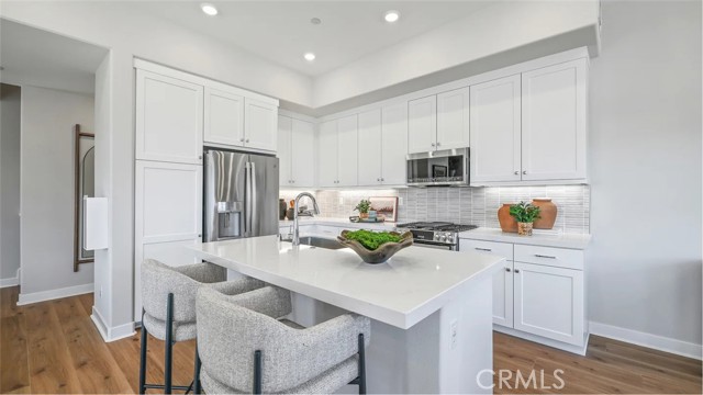 1318 Hummingbird Place