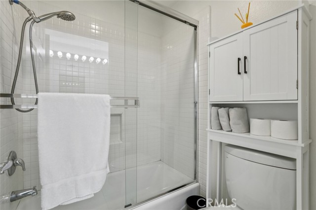 Detail Gallery Image 24 of 36 For 1 Longbourn Aisle, Irvine,  CA 92603 - 3 Beds | 2/1 Baths