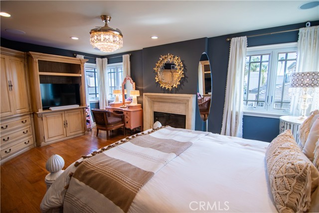 Detail Gallery Image 33 of 41 For 5770 E Lucia, Long Beach,  CA 90803 - 4 Beds | 1/2 Baths