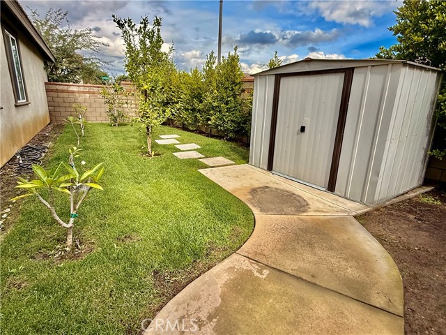 Detail Gallery Image 32 of 37 For 12003 Santiam Ct, Jurupa Valley,  CA 91752 - 3 Beds | 2 Baths