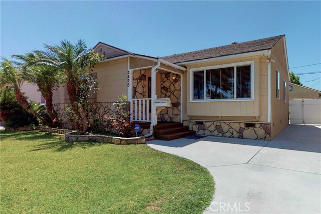 Image 2 for 2428 Denmead St, Lakewood, CA 90712
