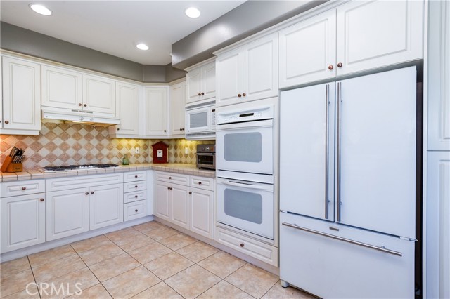 Detail Gallery Image 10 of 43 For 2873 La Plata Dr, Camarillo,  CA 93010 - 3 Beds | 2/1 Baths