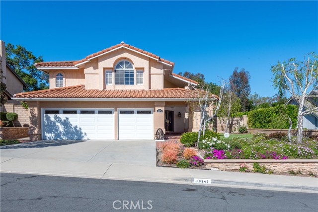 Detail Gallery Image 1 of 29 For 26941 Pembroke Ln, Lake Forest,  CA 92630 - 4 Beds | 3 Baths