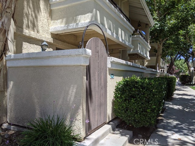 Detail Gallery Image 2 of 18 For 27240 Luther Dr #509,  Canyon Country,  CA 91351 - 1 Beds | 1 Baths