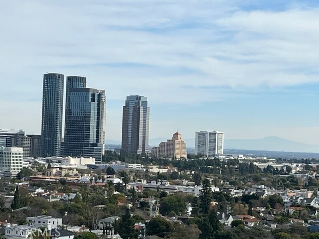 Detail Gallery Image 1 of 26 For 10660 Wilshire Bld #1707,  Los Angeles,  CA 90024 - 3 Beds | 3/1 Baths