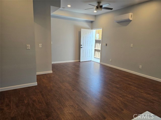 27513 Stanford Drive, Temecula CA: https://media.crmls.org/medias/ee907ce5-4c85-4ecb-900b-10bd1938cbfc.jpg
