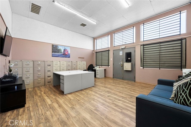 Image 15 of 54 For 1033 3rd Street