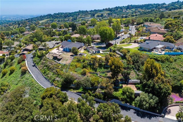 27691 Eastvale Road, Palos Verdes Peninsula CA: https://media.crmls.org/medias/ee9144ea-1422-4752-8c3d-e22c3589ad35.jpg