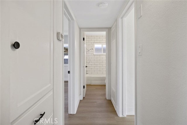 Detail Gallery Image 18 of 28 For 412 E Fairview Rd, Bakersfield,  CA 93307 - 2 Beds | 1 Baths