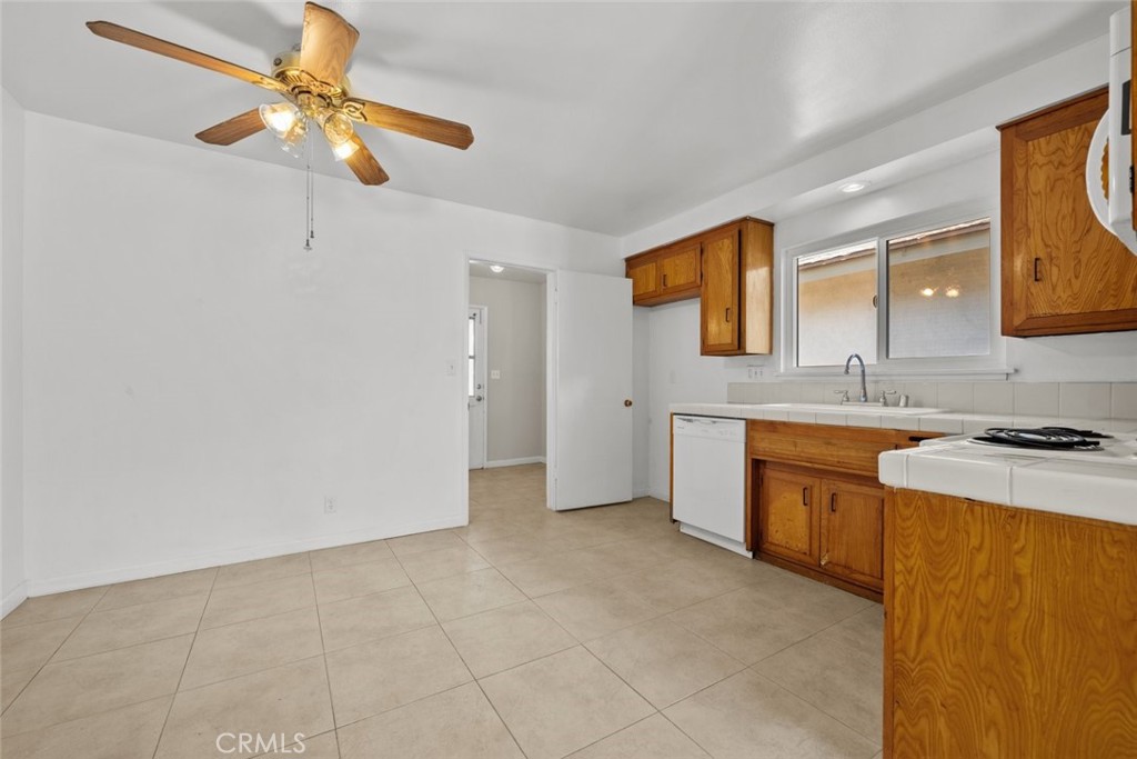 MLS #SR25271571 image #7