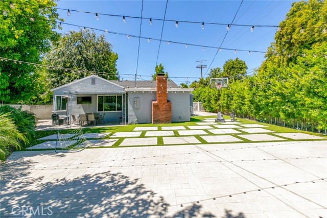 Detail Gallery Image 38 of 43 For 18033 Duncan St, Encino,  CA 91316 - 3 Beds | 2 Baths