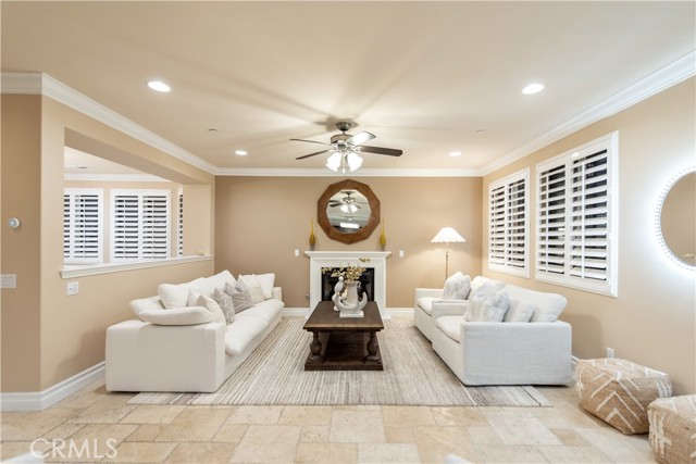 Detail Gallery Image 5 of 37 For 3 Silver Spruce Ct, Lake Forest,  CA 92630 - 5 Beds | 4 Baths