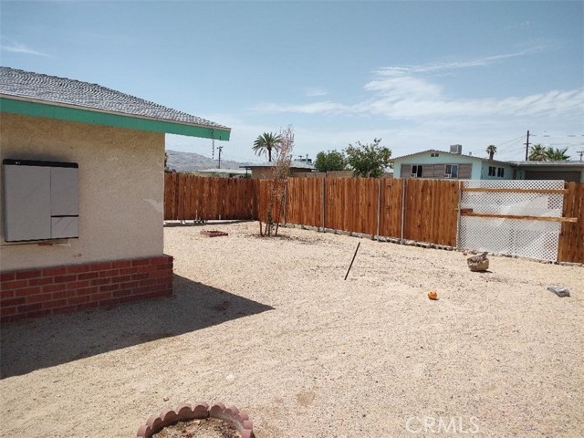 Detail Gallery Image 18 of 28 For 6163 Sun Ct, Twentynine Palms,  CA 92277 - 3 Beds | 1 Baths