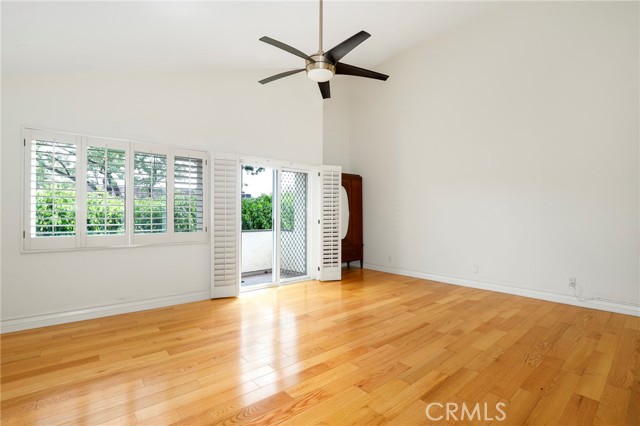4321 Matilija Avenue, Sherman Oaks CA: https://media.crmls.org/medias/ee93f17e-aa85-422d-96b8-acb6f2e7292e.jpg