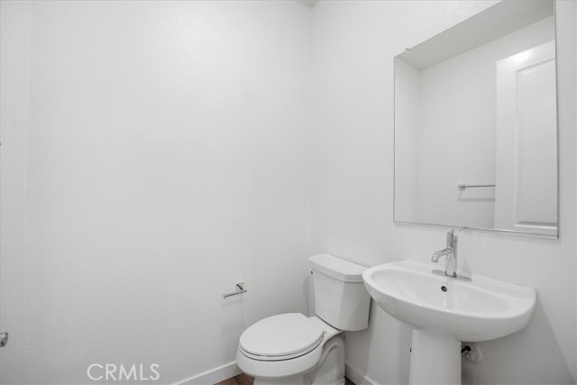 Detail Gallery Image 15 of 32 For 2392 Haley Point Drive #103,  Ventura,  CA 93003 - 2 Beds | 2/1 Baths