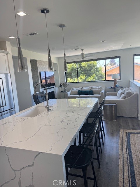 61 Birch, Cayucos CA: https://media.crmls.org/medias/ee94a6da-73b8-41e1-8308-753db90c715f.jpg
