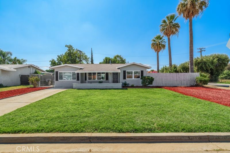 6088 Vista De Oro