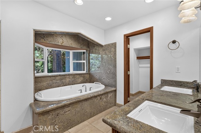 279 S Cumberland, Lake Arrowhead, CA 92352