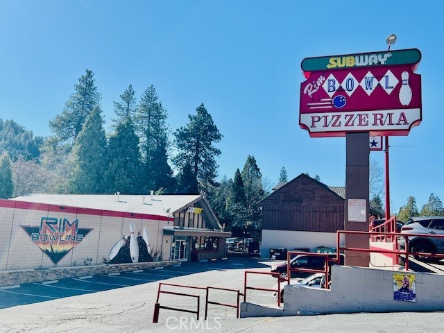 470 Dunant Drive, Crestline CA: https://media.crmls.org/medias/ee959cbb-07d8-4c56-b9d6-8b2fdf999797.jpg