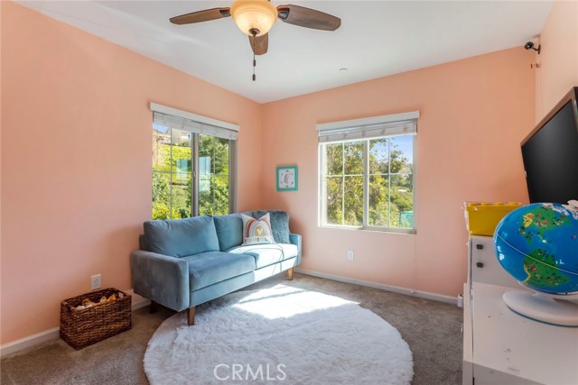 17138 Hickory Ridge Court, Canyon Country CA: https://media.crmls.org/medias/ee965e5d-0a9e-4999-904a-74d1614da345.jpg