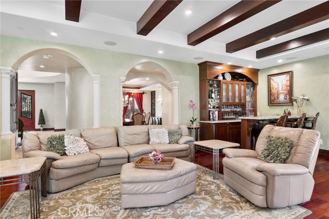 4141 Cambridge Road, La Canada Flintridge CA: https://media.crmls.org/medias/ee974f84-e8a1-45e0-bcfe-5e913c5396a3.jpg