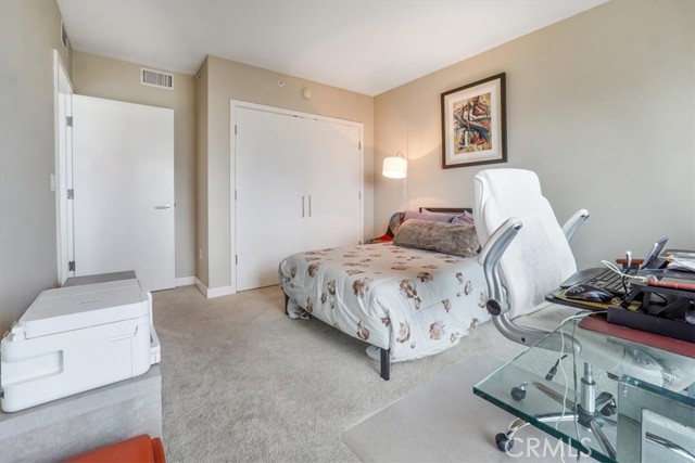 3141 Michelson Drive, Irvine CA: https://media.crmls.org/medias/ee9757d4-2b30-44d1-af46-f5c1e5401d02.jpg