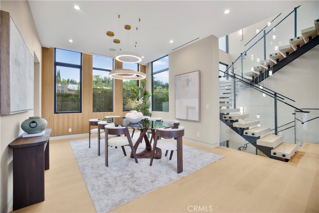 MLS #SR25274661 image #3