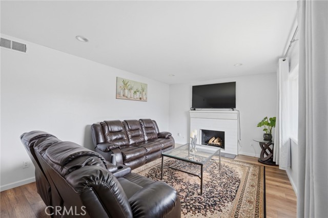 Detail Gallery Image 5 of 42 For 21235 Oakfort Ave, Carson,  CA 90745 - 3 Beds | 2 Baths