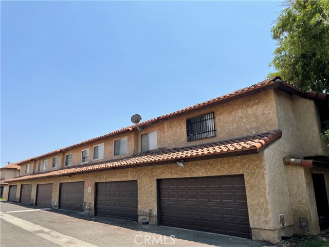 Image 3 for 16595 Upland Ave #F, Fontana, CA 92335