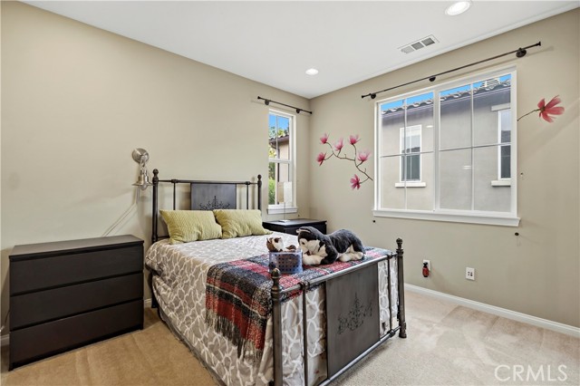 Image 21 of 28 For 146 Weathervane