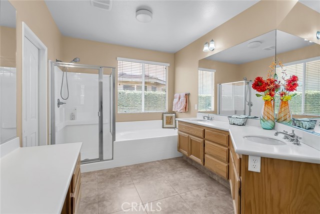 11567 Waterwell Court, Riverside CA: https://media.crmls.org/medias/ee99345e-e111-4180-af78-5a4d200233fa.jpg